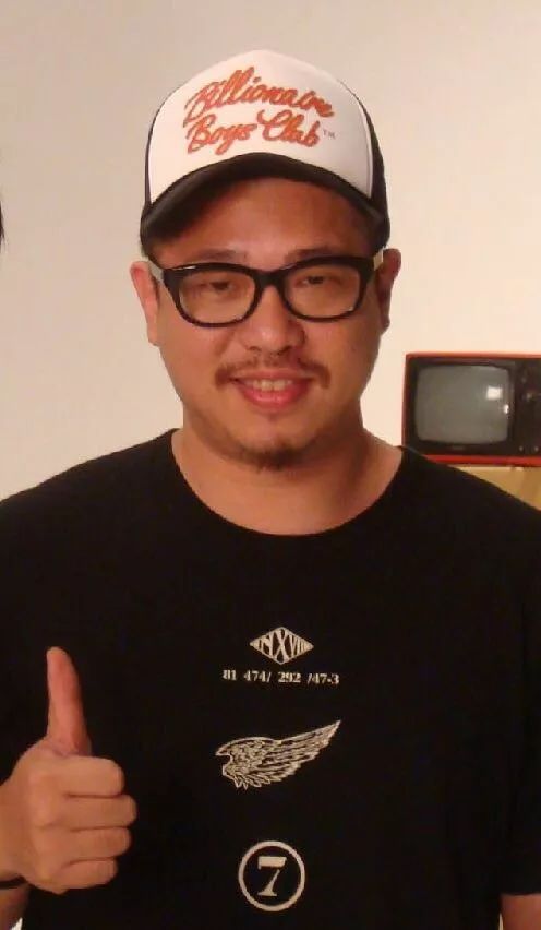 新晋"金曲歌后"徐佳莹和导演比尔贾也结婚啦!