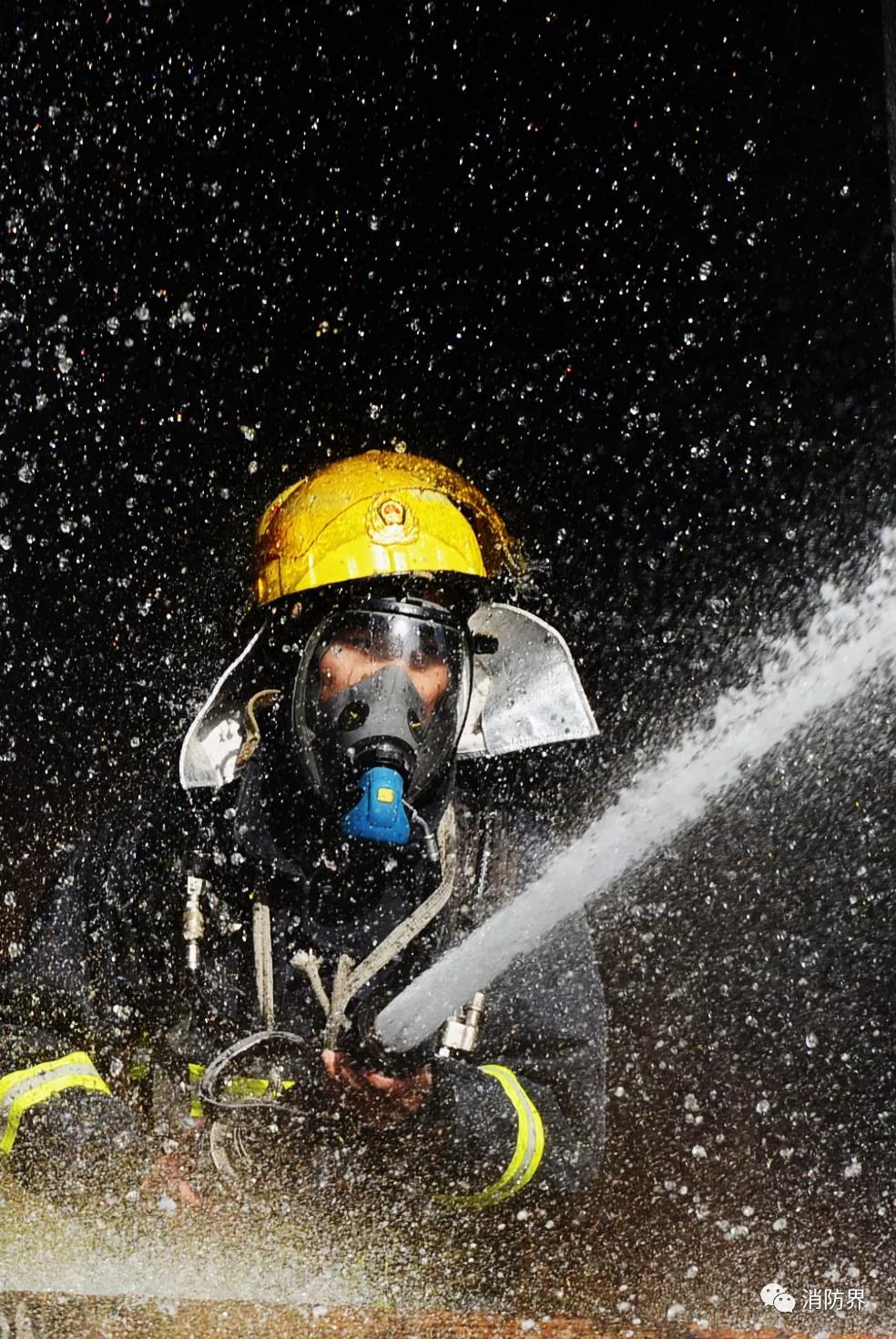 余根铃消防界杂志掌镜红门摄影大赛作品展示廿六