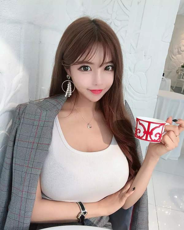 韩国百变女神velymom海量美照丰乳细腰魅惑无限