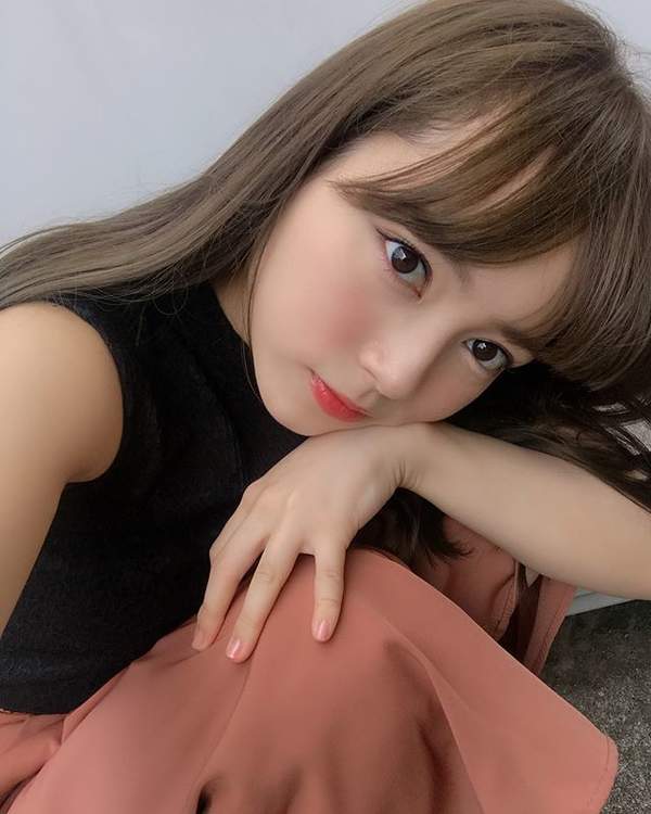 岛国大眼樱花妹福利美照 人美声甜,唱歌,写真双开花