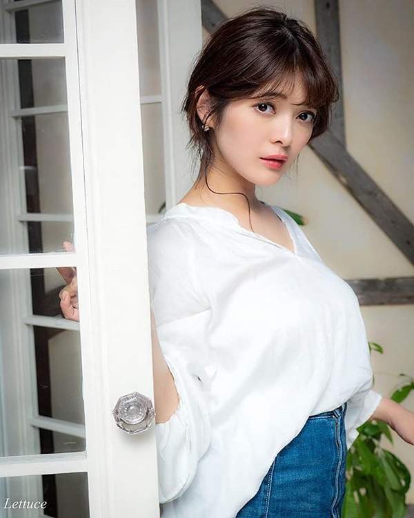 岛国电台女主播megmy福利写真性感人妻妖娆妩媚