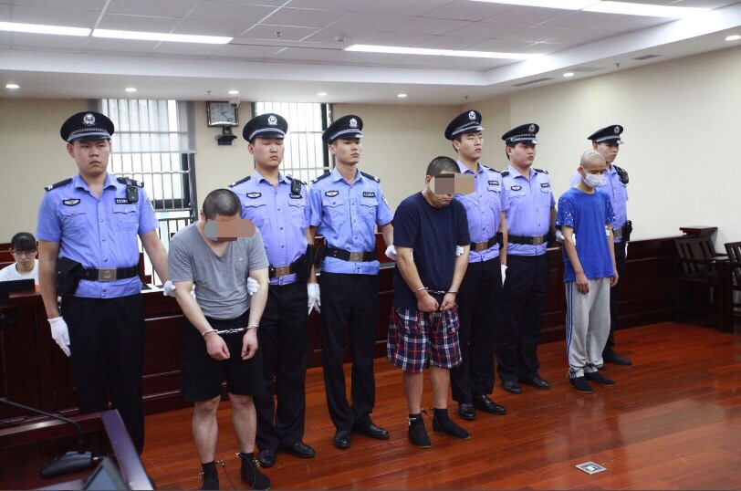 3名毒贩集中宣判 一男子利用闪送快递贩毒获刑15年