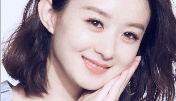 赵丽颖的这个wink看上去有点像没睡醒的,满脸写着慈祥.