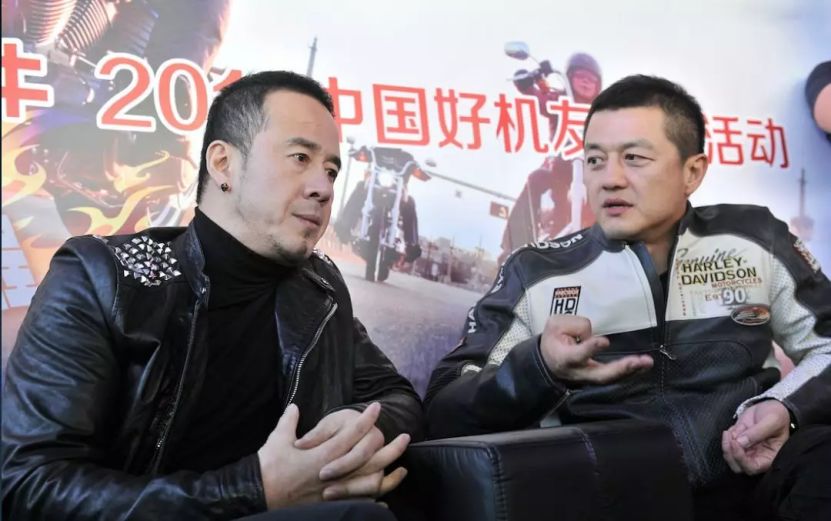 李亚鹏“欠债”4000万 这本生意经明星也念不好?