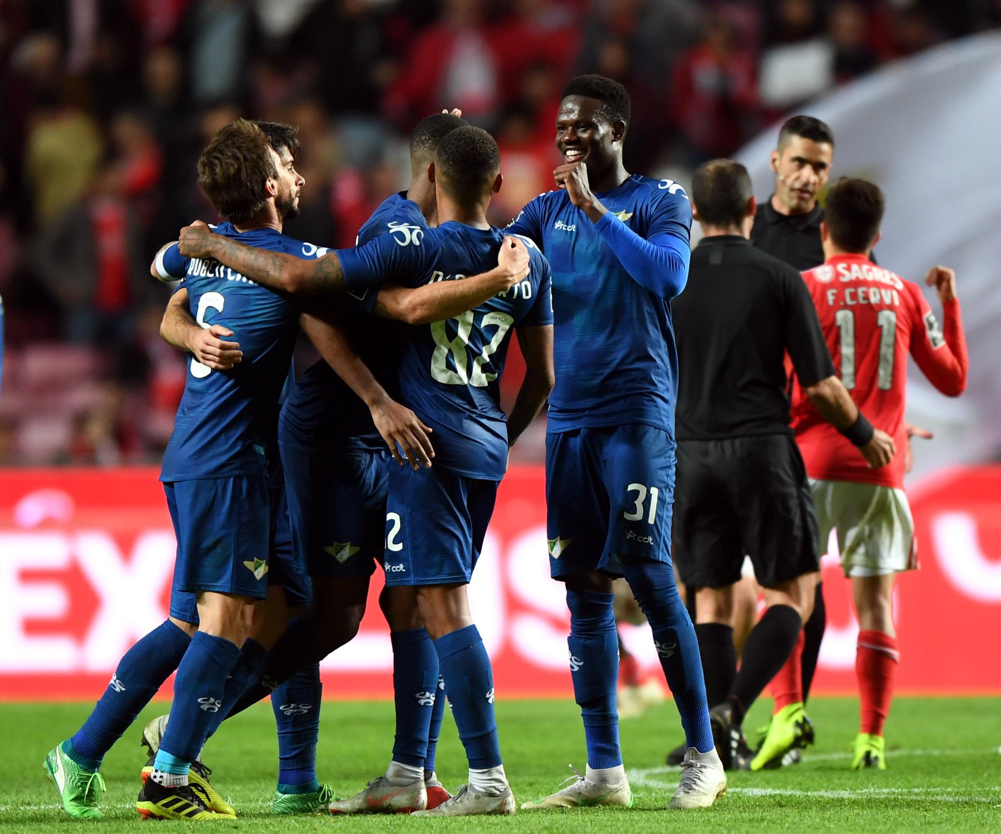 足球丨葡超:本菲卡不敌摩雷伦斯