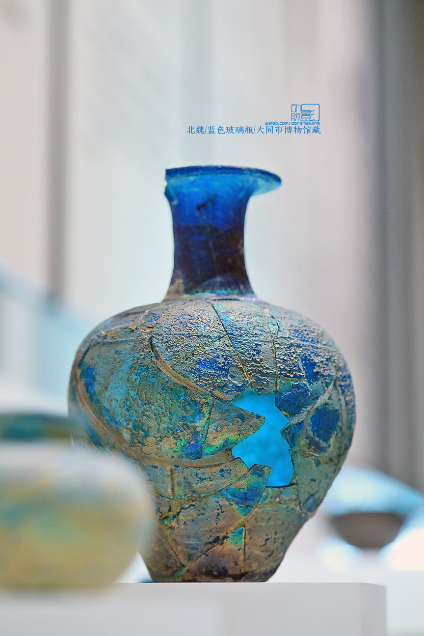 蓝色玻璃瓶(北魏),大同市博物馆收藏