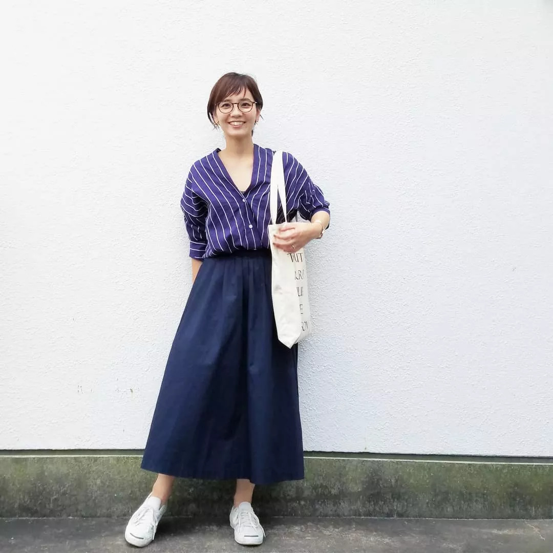 这位40岁日本妈妈的气质穿搭,让人忍不住想点赞!