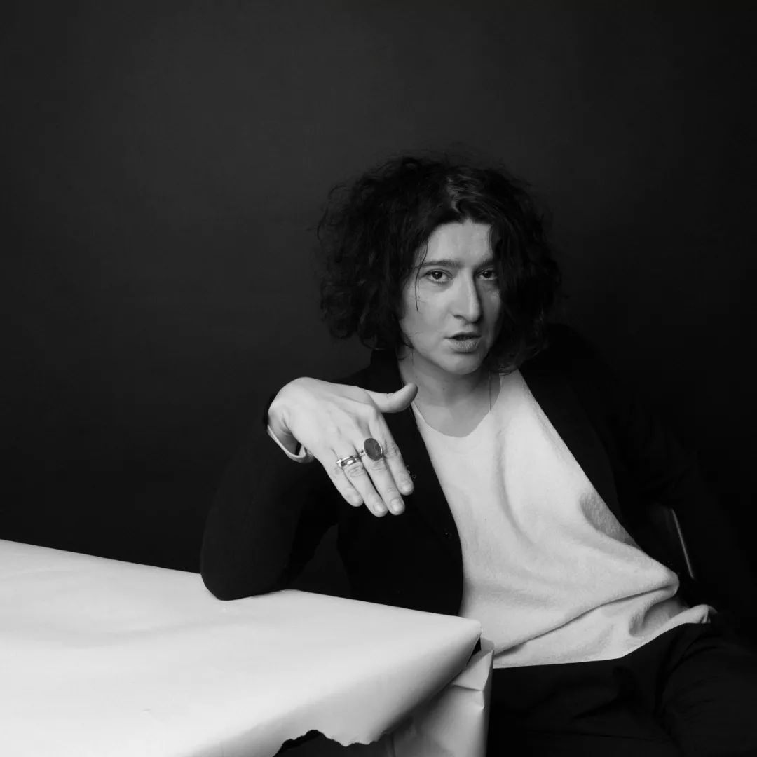 玛丽亚·斯捷潘诺娃maria stepanova玛丽亚·斯捷潘诺娃(俄罗斯),诗人