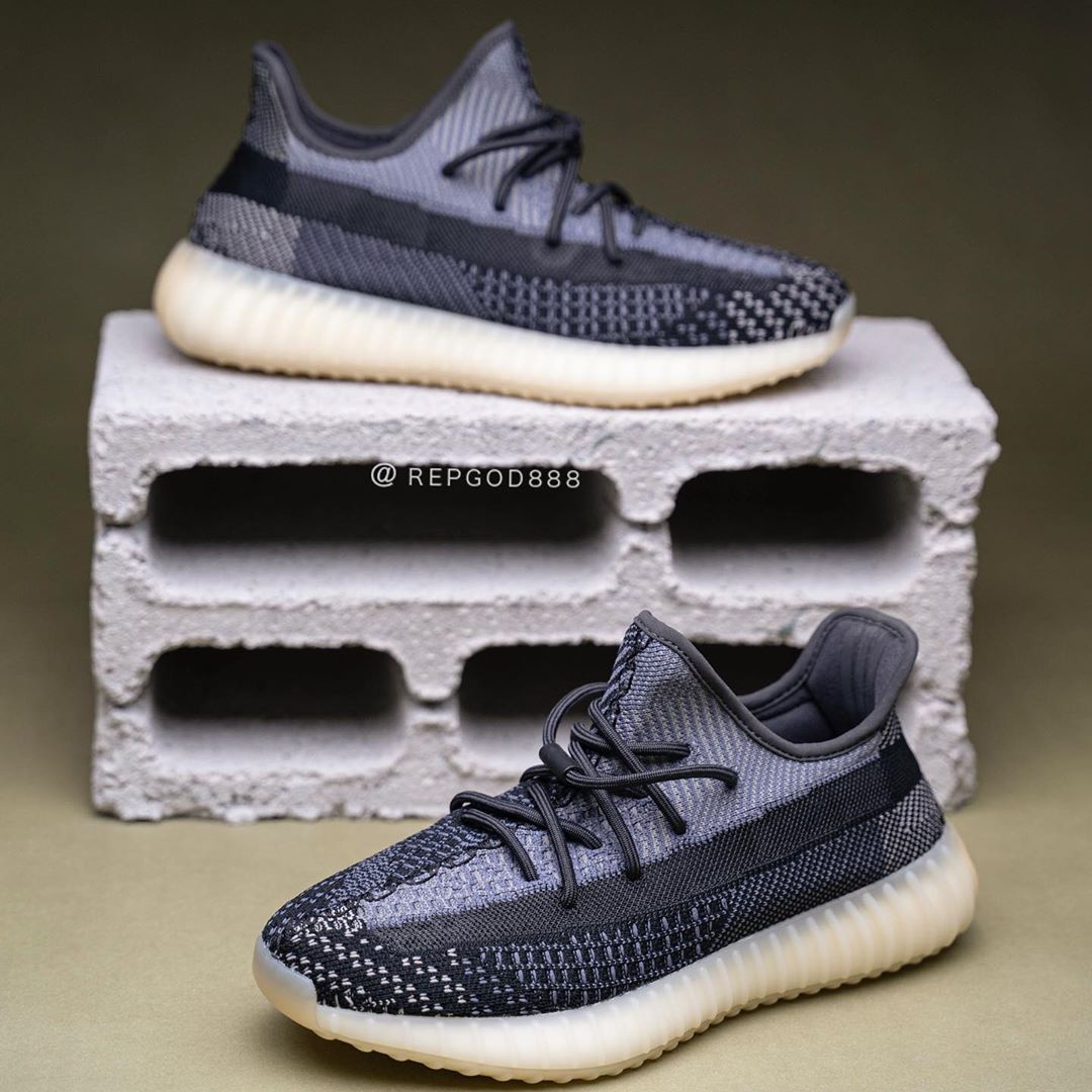 黑侧透 yeezy 350 v2 "zyon" 再度跳票!上脚真太帅了!