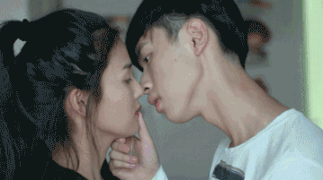 鲜肉吻技大鉴赏,你pick哪一款