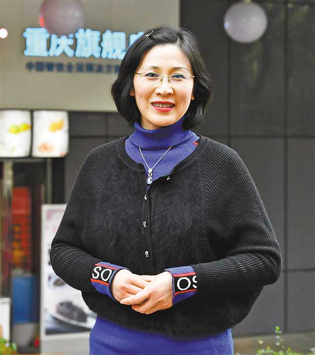 刘光敏程绍光(左),程祖全邹维富田昌鹏樵地友罗洪清郭平周运川朱敬春