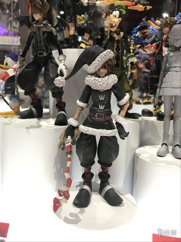 2018圣地亚哥漫展精彩手办欣赏 白袍巫师气质很赞!