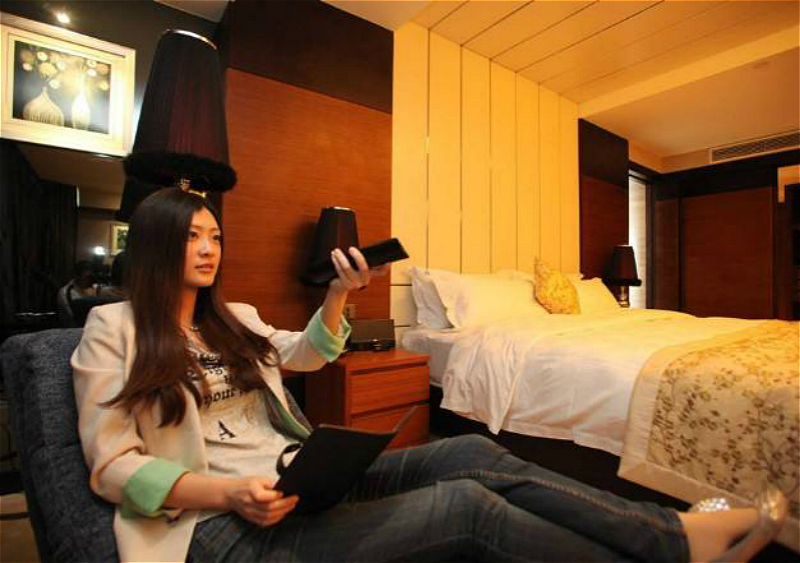 酒店试睡员躺着都能每月赚钱过万90后美女解开业界的秘密