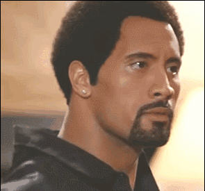 (道恩·强森标志性的挑眉)而且,他并不是天生光头,也曾有过头发.