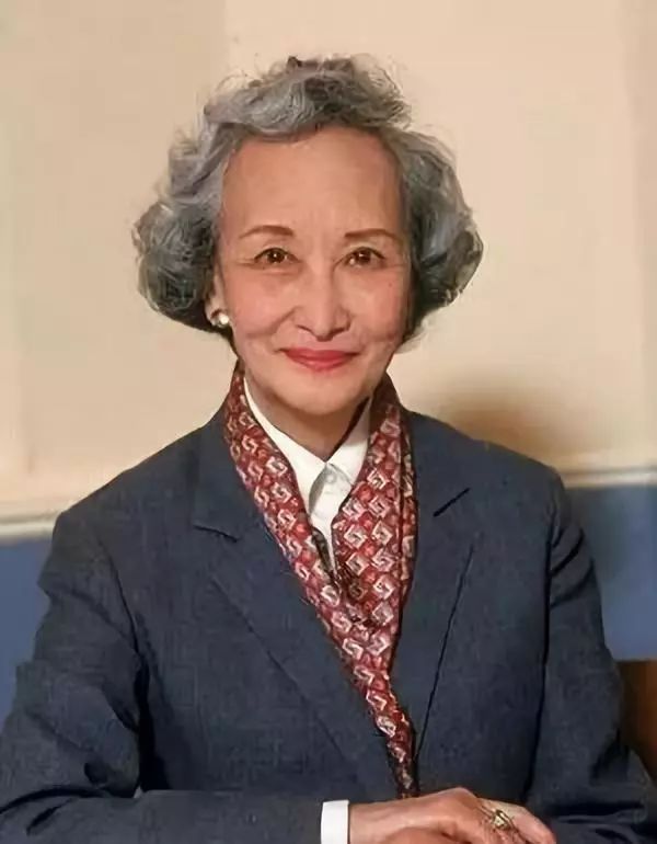 之前看到作者拾遗写的一篇文章,提到了上海的名媛郑念——《上海生死