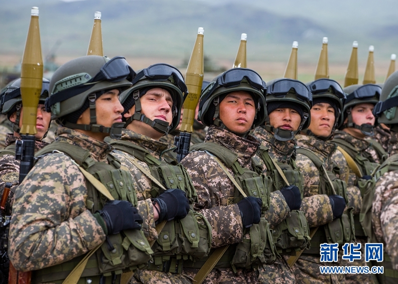哈萨克斯坦军人图片