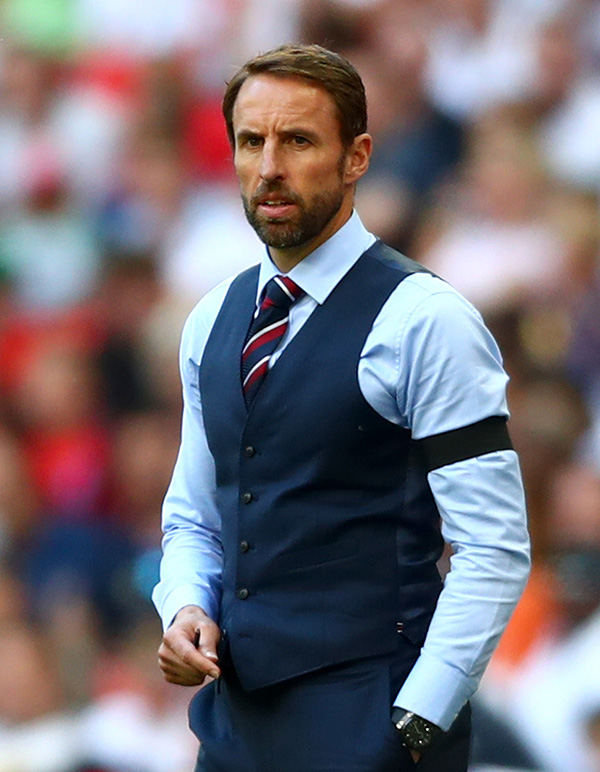 25岁凯恩成了英格兰队"大哥",但世界杯才是他的最大考题