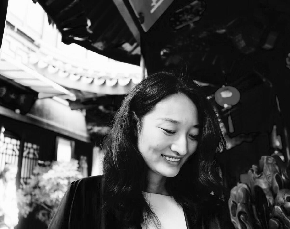 老妈的白发 儿时的旧衣都在蔡雅玲的作品里焕活新生