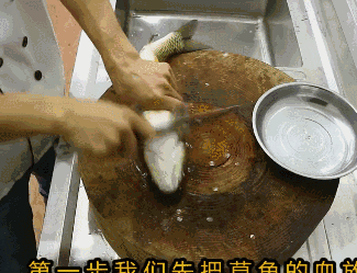 中华小当家翻牌王刚大厨了号称能干掉新东方的他真火了