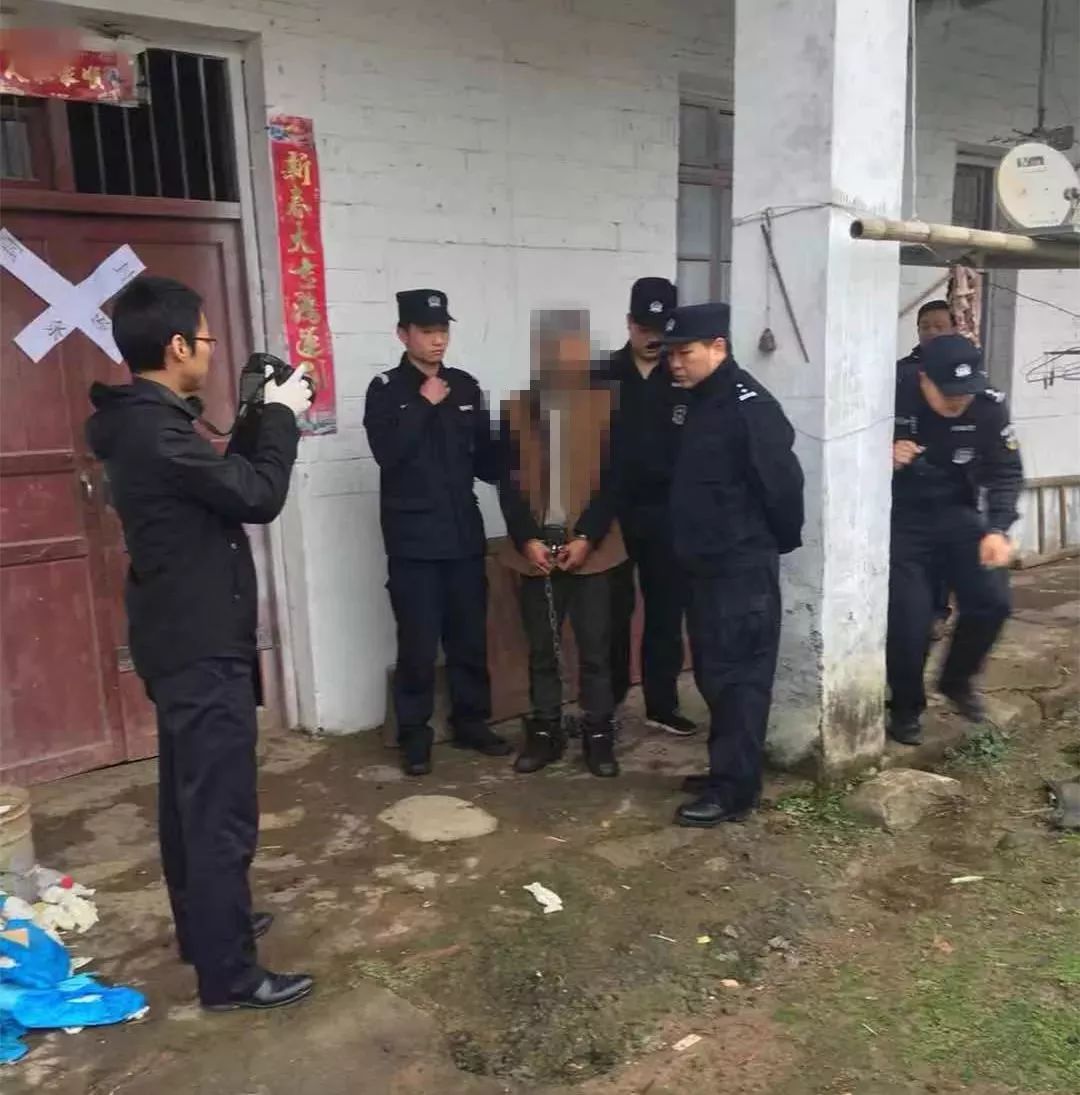 疑心前妻出轨蓄谋敲诈杀害受害人