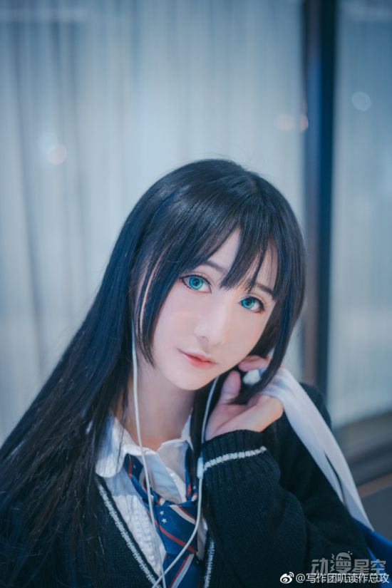 偶像大师涩谷凛cos15岁的jk猫娘了解一下