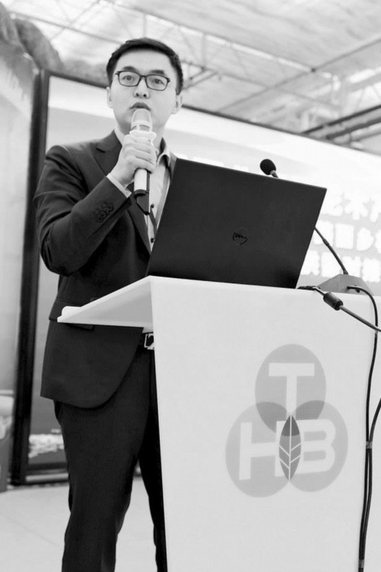 范晓峰:打造新疆苗木经济"新坐标"