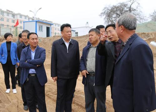 榆社县长韩军就"惠民实事工程"现场办公_本网原创_晋中频道_山西新闻