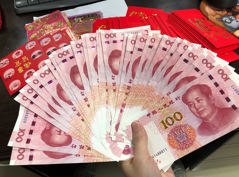 开工兜利是秒变熟人有人过火了反而丢了饭碗