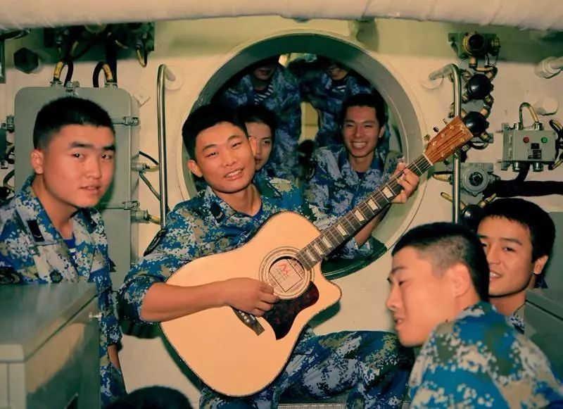 潜艇兵,你图啥?