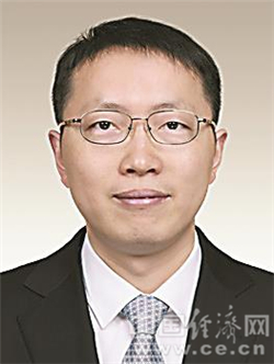 70后王华任上海浦东新区副区长图简历