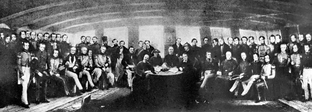 清朝政府与英国在南京签订了结束鸦片战争的丧权辱国的中英《南京条约