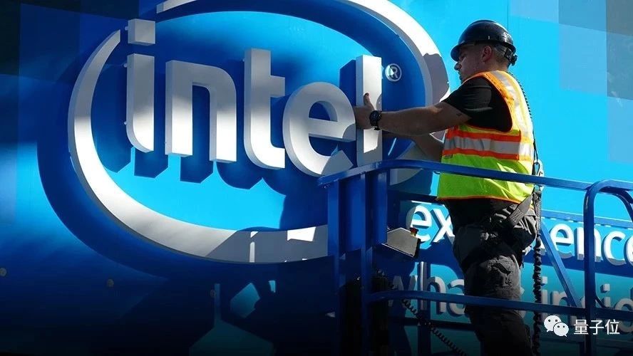 英特尔无人车灯等灯等灯