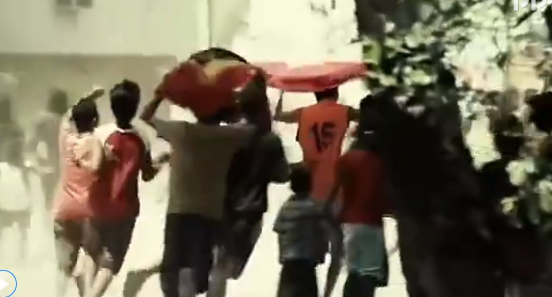 韩国人给东帝汶拍的这部老套的足球电影,把我