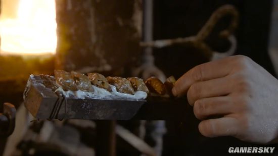 武器人间打造绝地求生大砍刀砍瓜切菜威力惊人