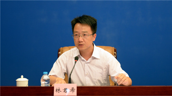 林君希(省政府新闻办对外新闻处副处长)发布人:林 树(省地震局副局长)