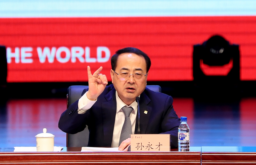 改革先锋孙永才在吉林大学作宣讲报告