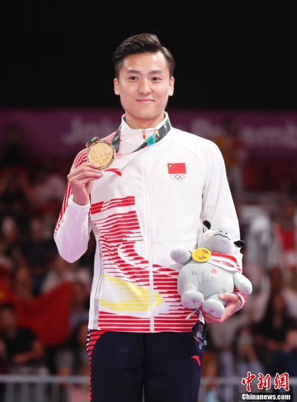 中国蹦床队第四次包揽亚运会男子个人网上金银牌