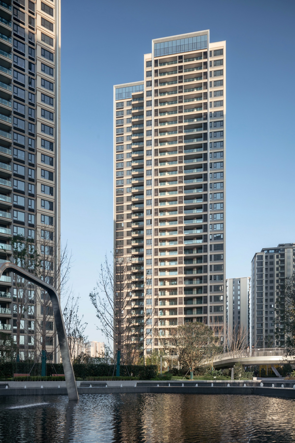 居所的重新定义重庆龙湖昱湖壹号观云成执设计