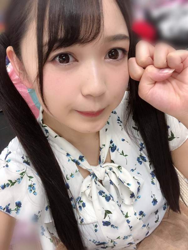 岛国童颜萌妹福利写真 作风豪放,超大欧派撩人心动