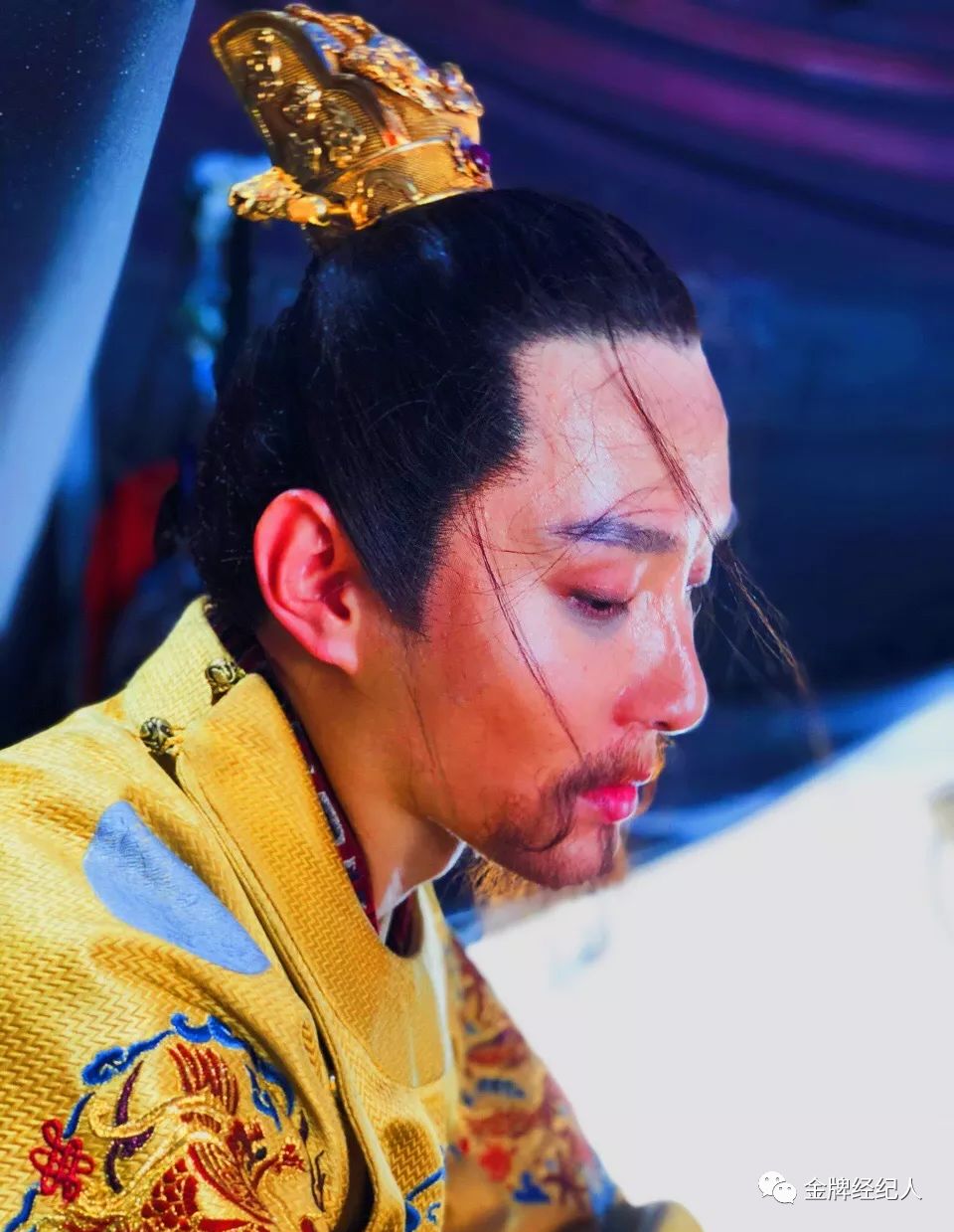 李昕亮:我就是"小丑"希斯莱杰式的反派