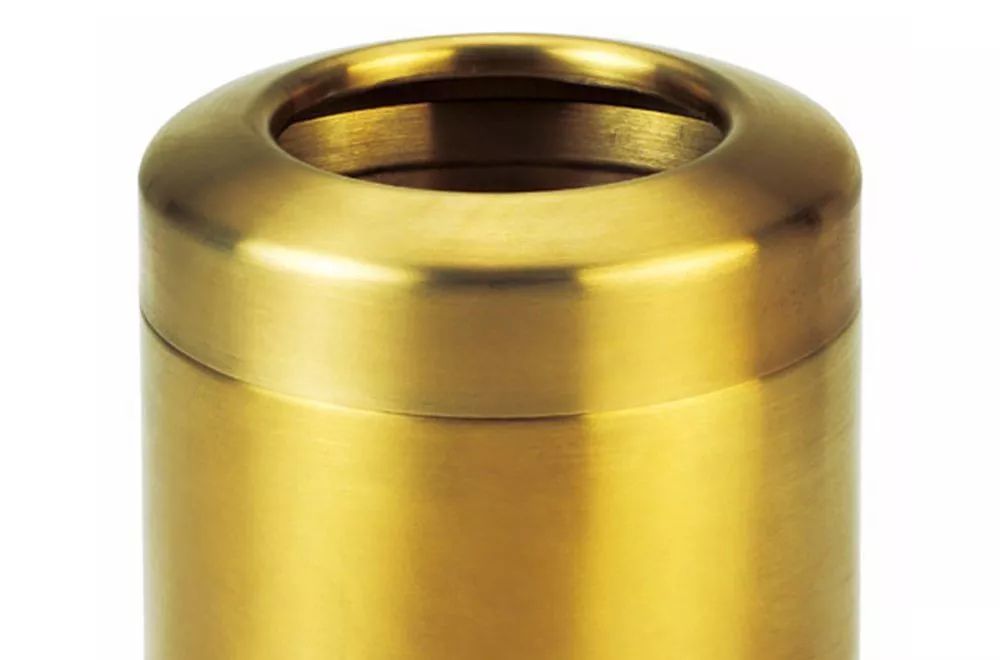 但是目前碳炔还只是在实验室中制造出了6000个碳原子组成的长链,还达