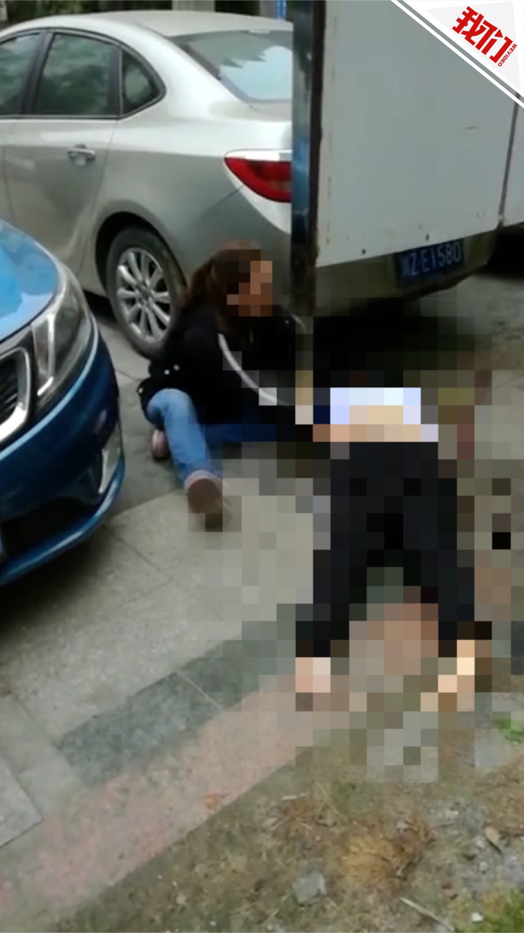 四川一15岁女生跳楼身亡事发前曾因玩手机被姑妈制止