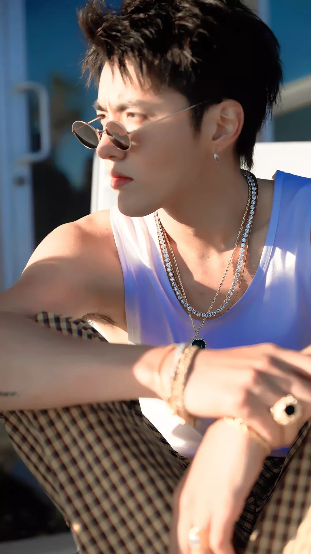 他这回是真的瘦了|吴亦凡|身材|张嘉倪_新浪新闻