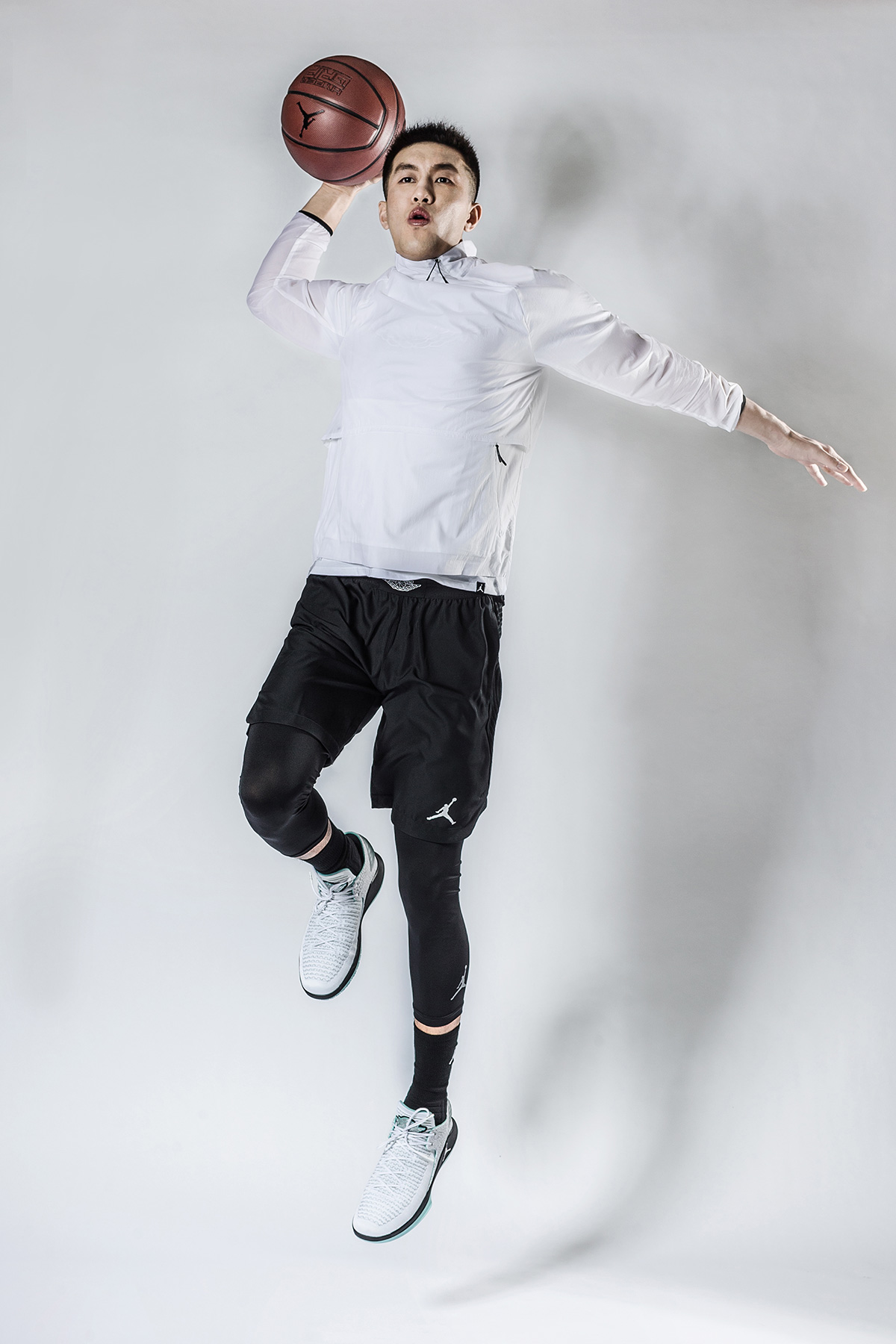 郭艾伦的专属 jordan 球鞋!将于 4 月发售!