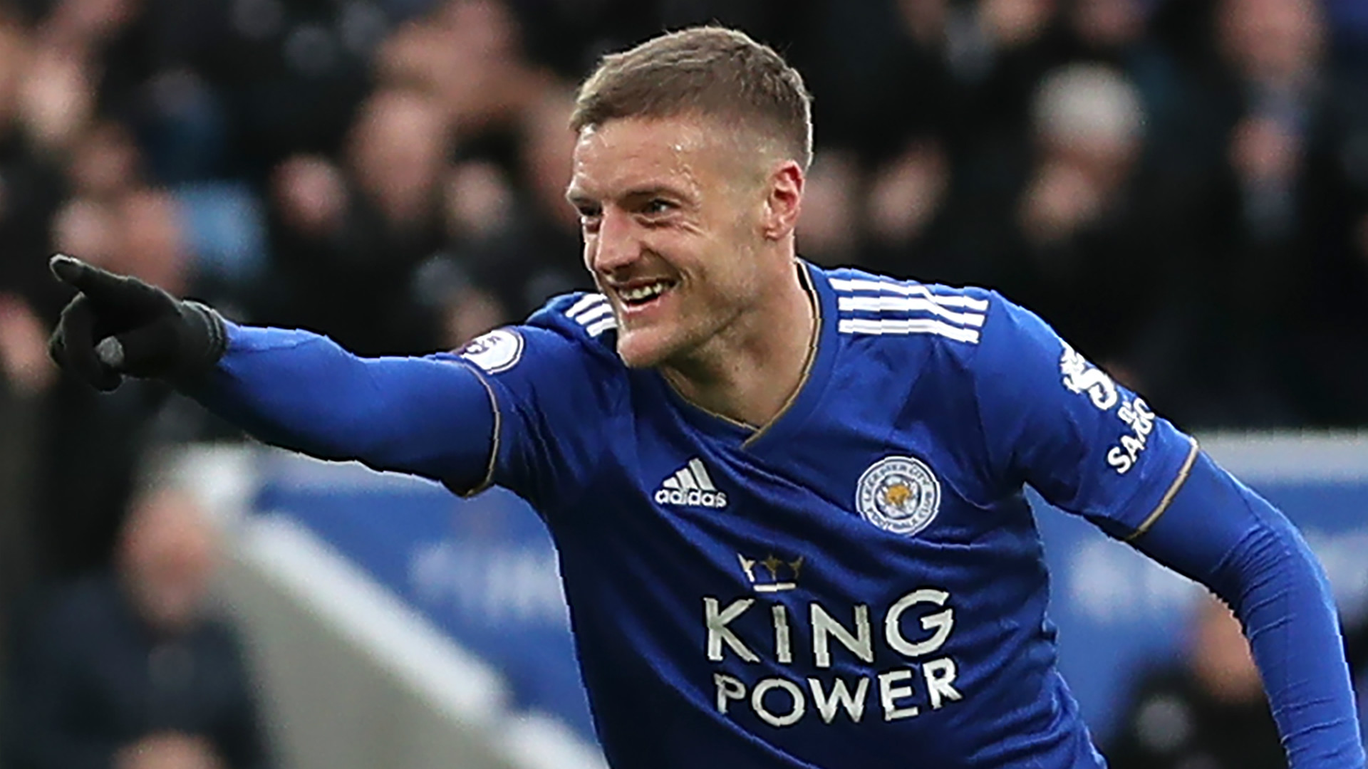 罗杰斯:瓦尔迪壮如狗 英超进球过百不是梦