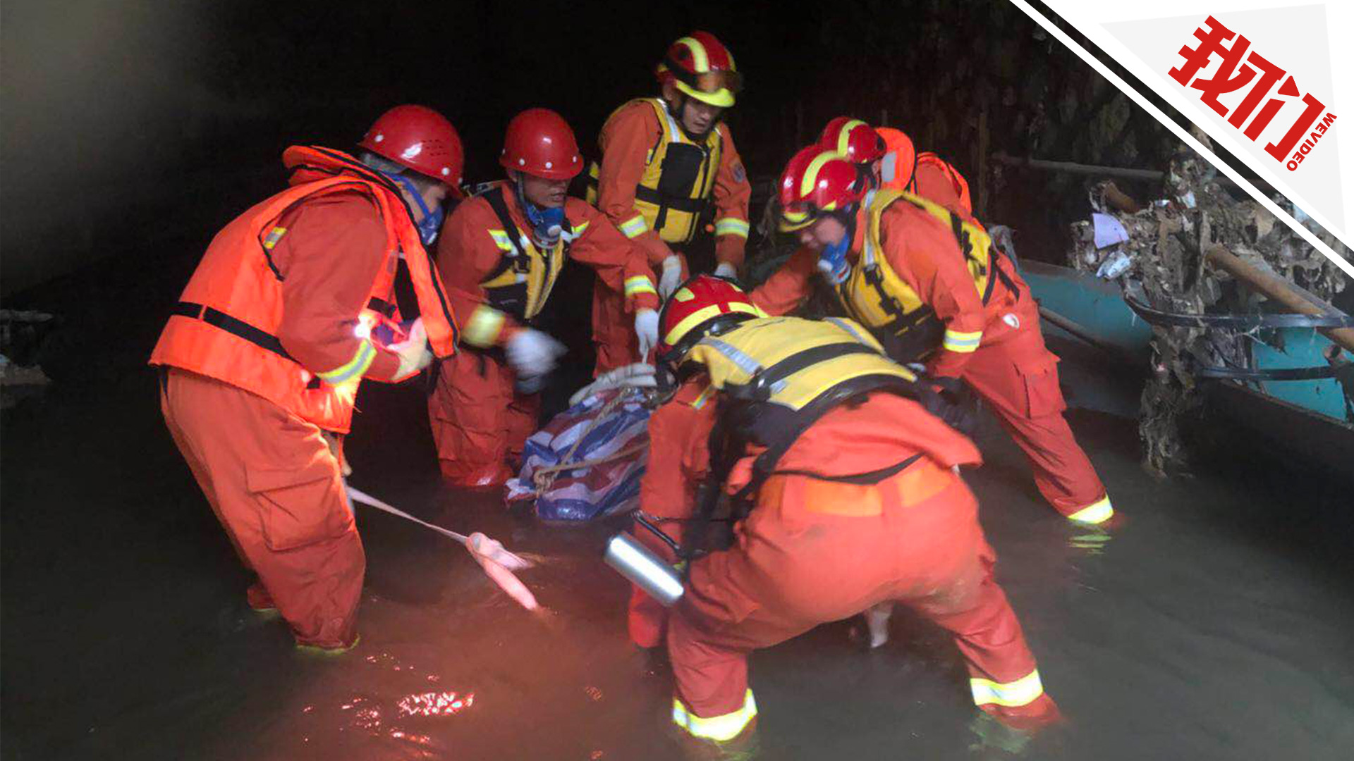 200秒再现深圳暴雨事件全貌 向11名遇难者默