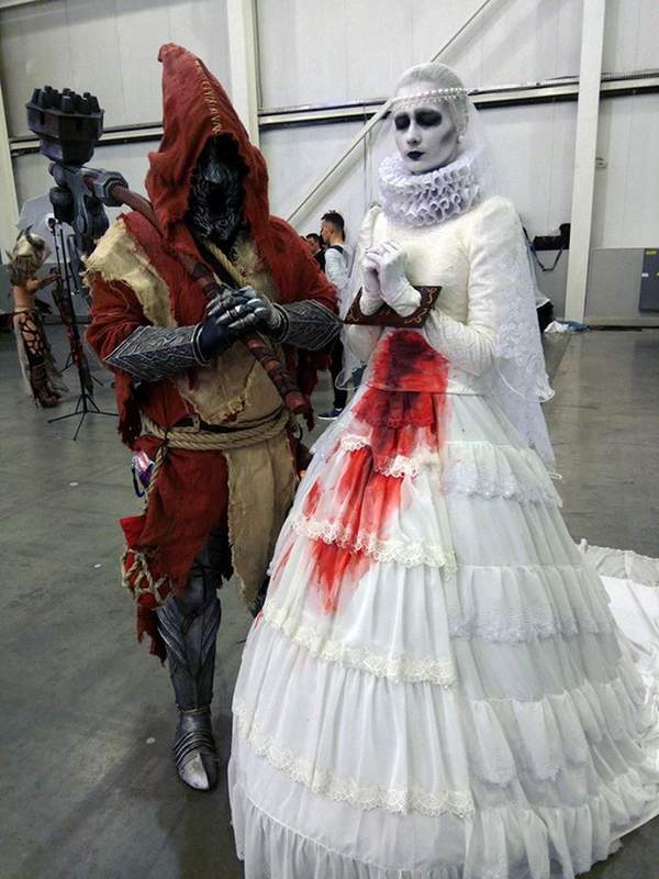 俄罗斯美女cos《血源》亚楠女王 造型诡异还原度爆表