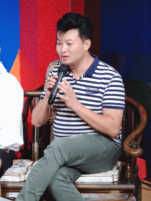 98 主演曹颖,马柏全,导演编剧康锐大家熟悉的曹颖在全媒体直播间