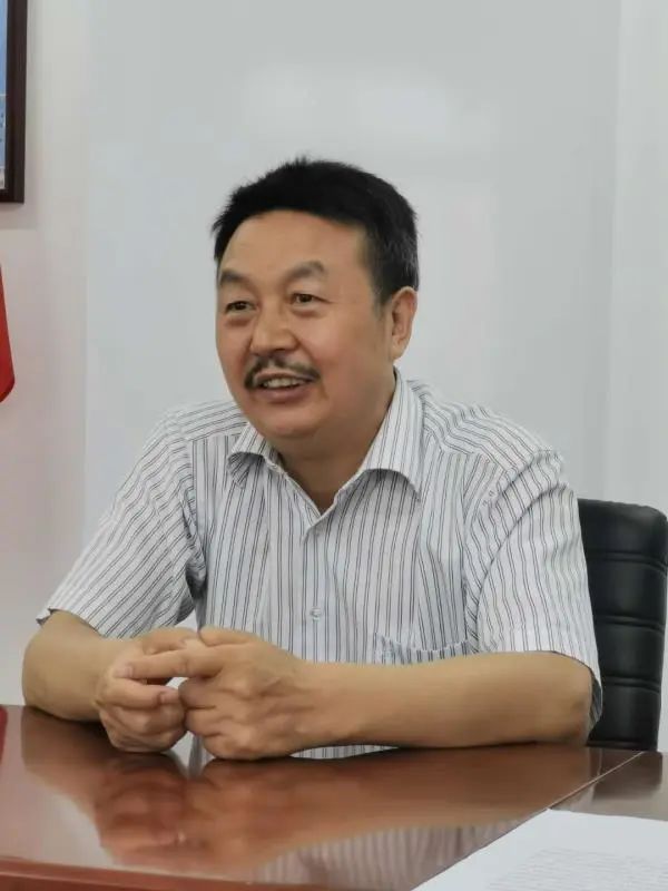 访陕西煤业新型能源科技股份有限公司党委书记,董事长方刚