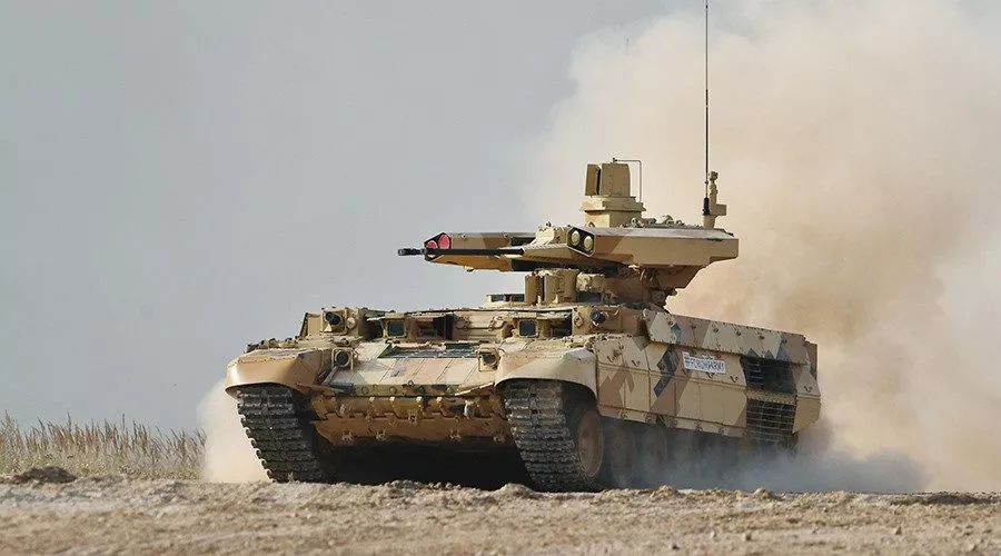 资料图片:bmpt"终结者-3"坦克火力支援战车越野测试.
